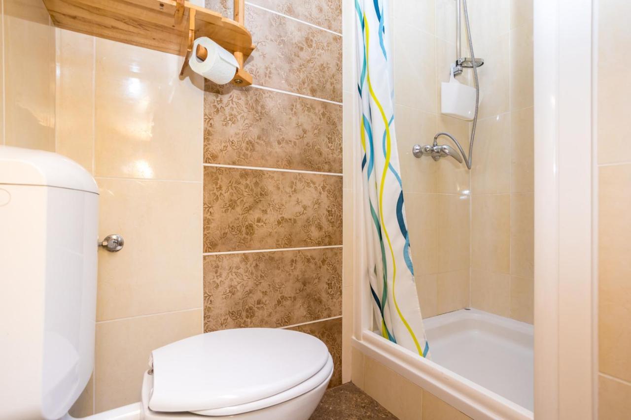 Apartment Jakovac By El-Pi Tours Njivice Kültér fotó