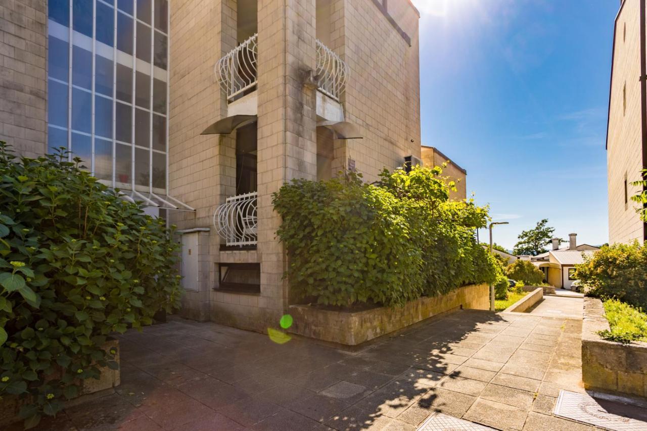 Apartment Jakovac By El-Pi Tours Njivice Kültér fotó